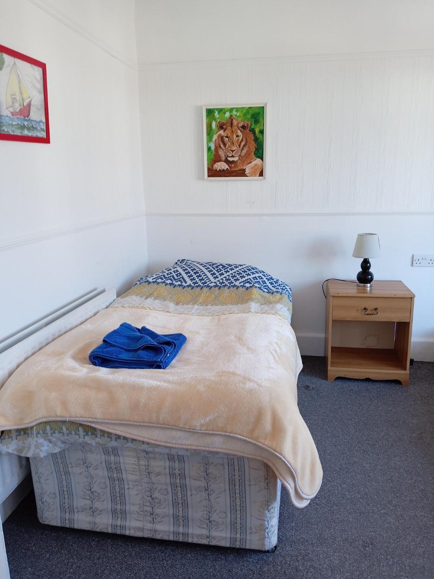 Amitie Guest House Μπόρνμουθ Εξωτερικό φωτογραφία