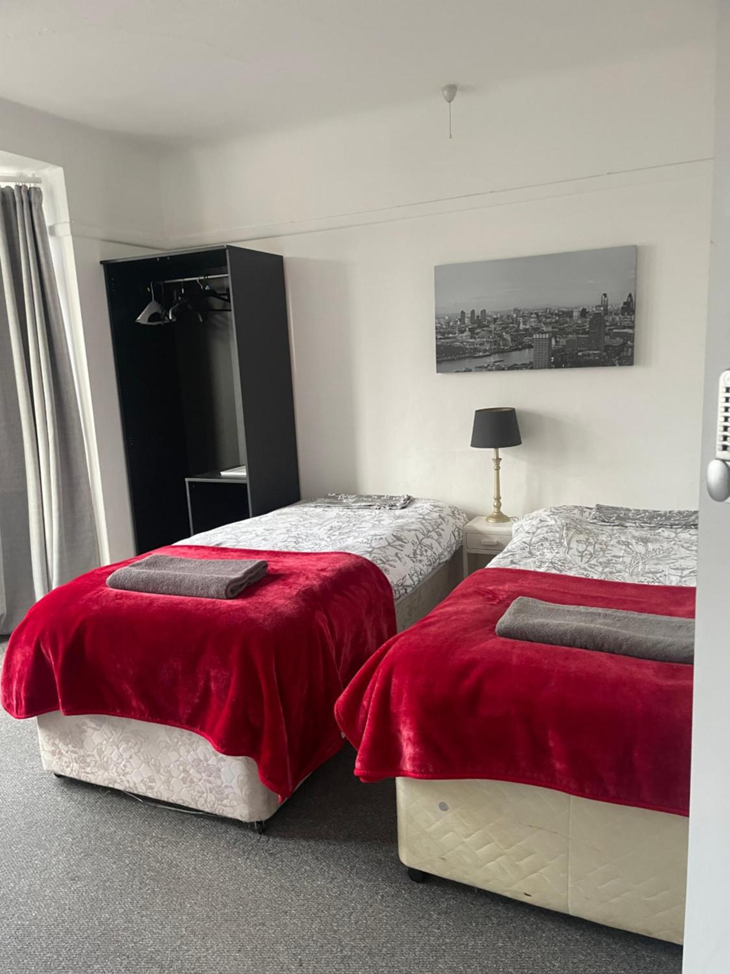 Amitie Guest House Μπόρνμουθ Εξωτερικό φωτογραφία